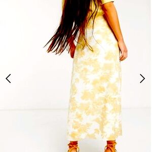 Glamorous midaxi slip skirt in delicate floral